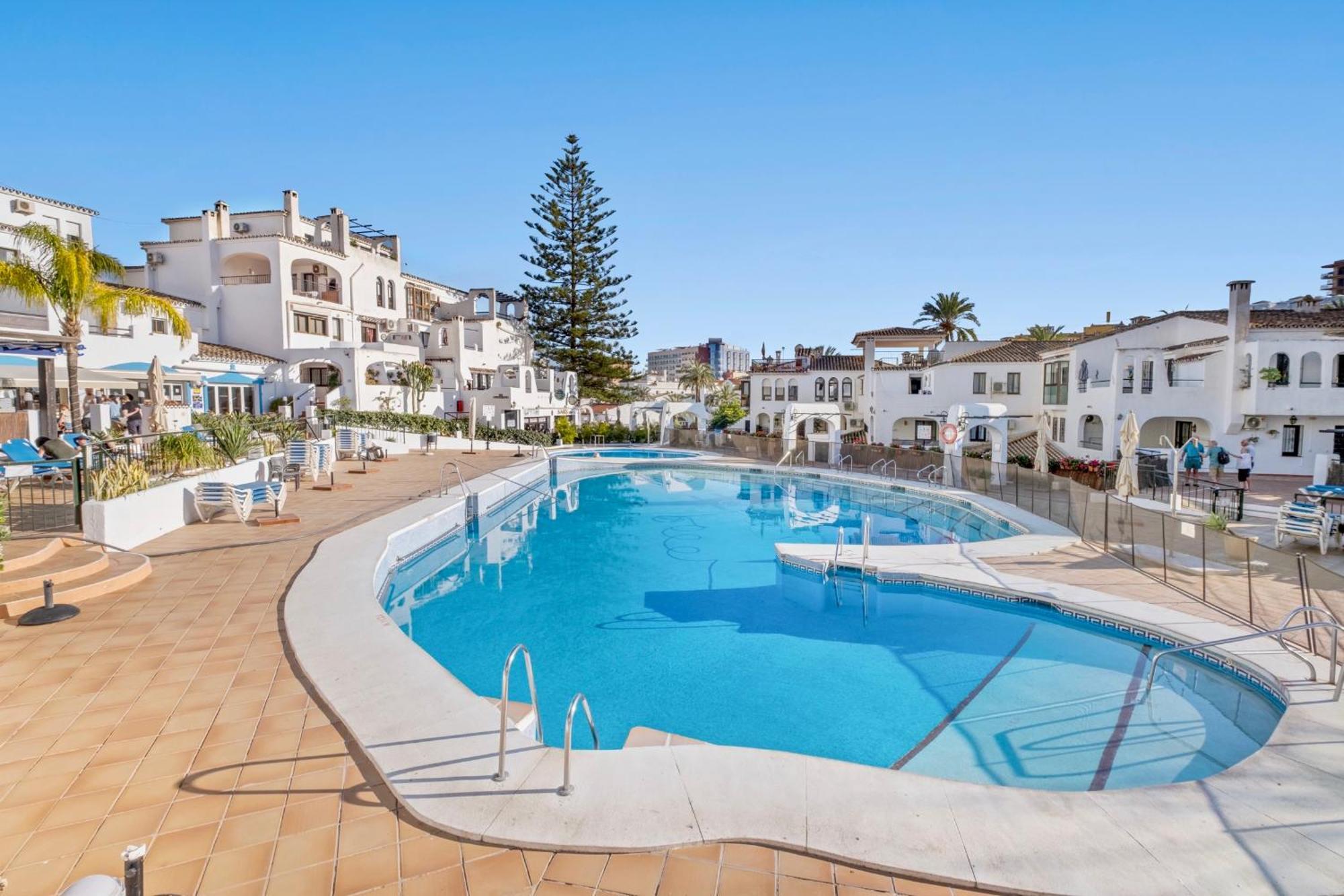 Pueblo Evita Holiday Benalmádena Extérieur photo