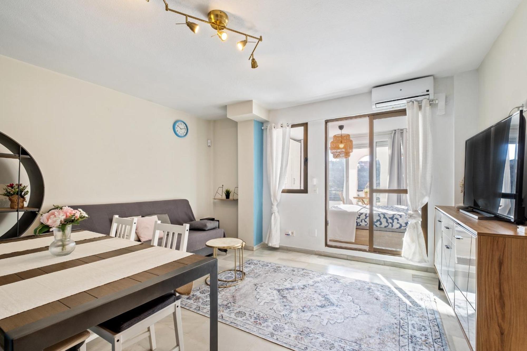 Pueblo Evita Holiday Benalmádena Extérieur photo