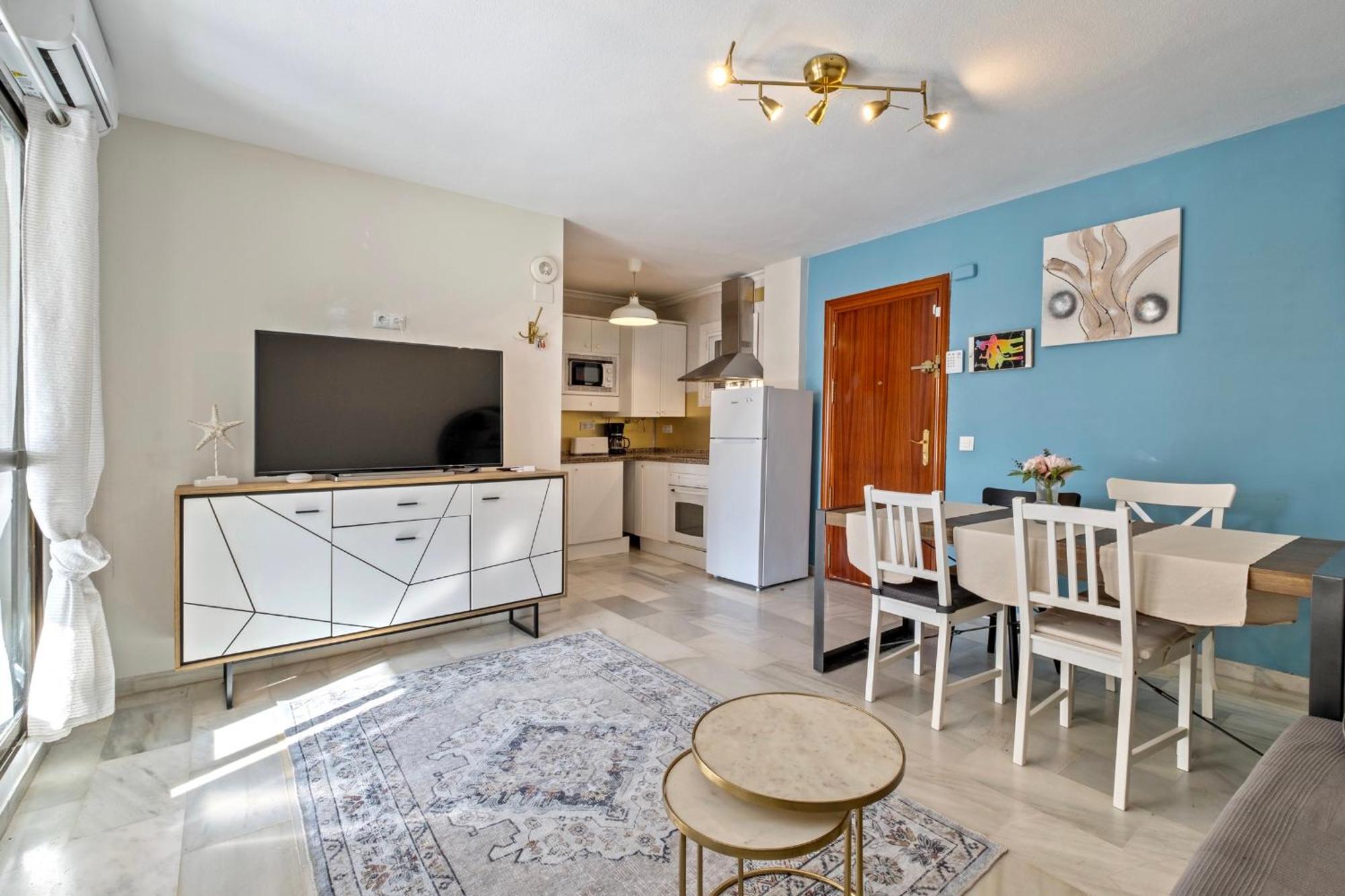 Pueblo Evita Holiday Benalmádena Extérieur photo